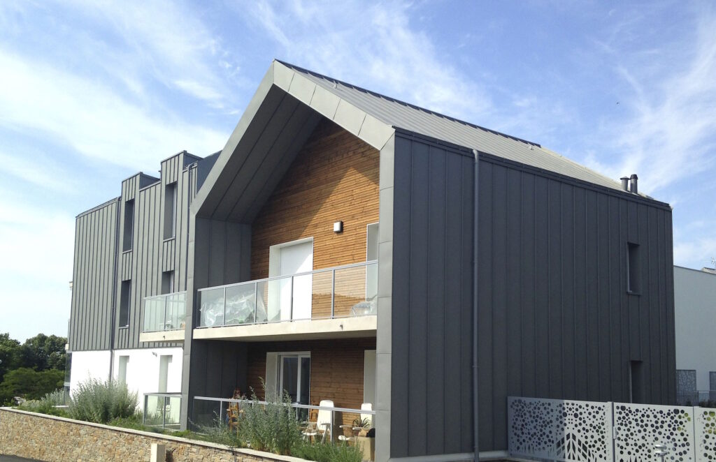 The role of plastic wood composite materials in villa decoration